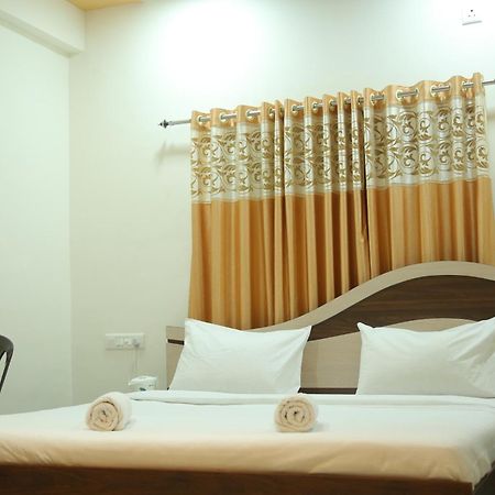 Rudraksh Nagthane Satara Exteriör bild