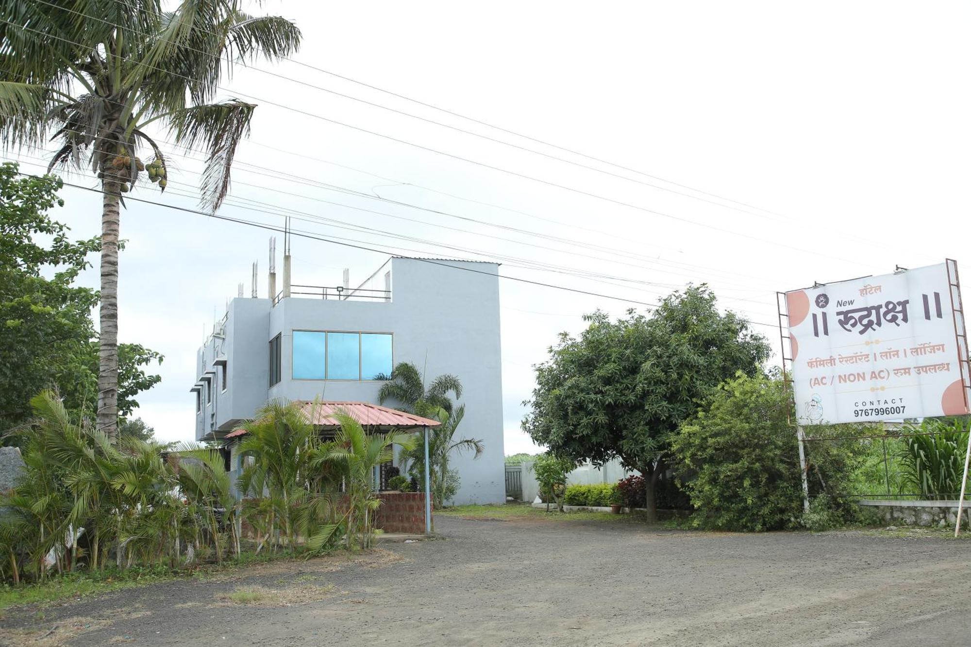 Rudraksh Nagthane Satara Exteriör bild