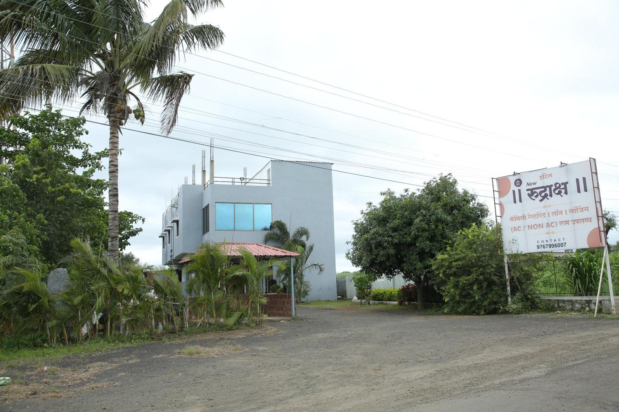 Rudraksh Nagthane Satara Exteriör bild
