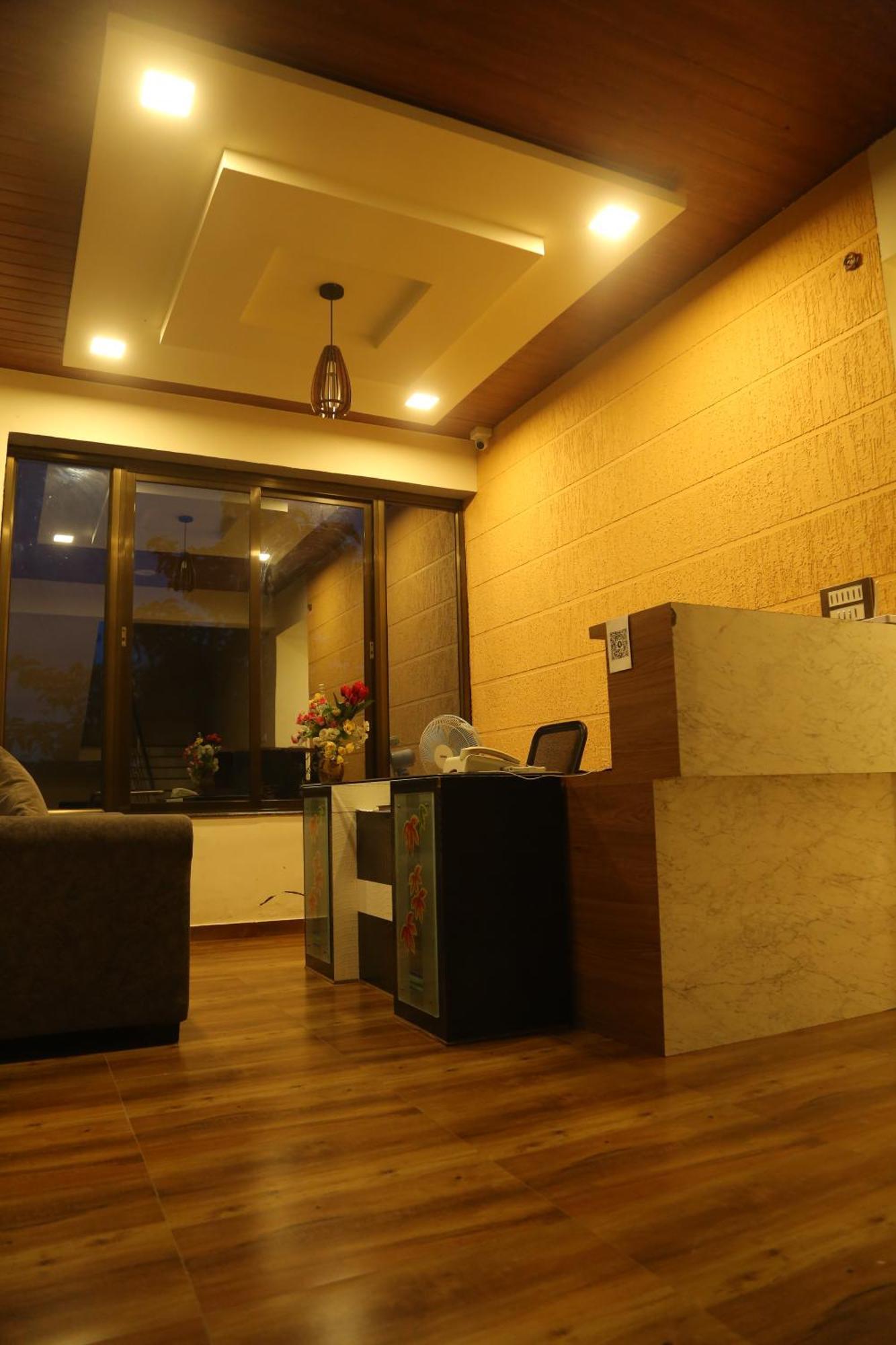 Rudraksh Nagthane Satara Exteriör bild