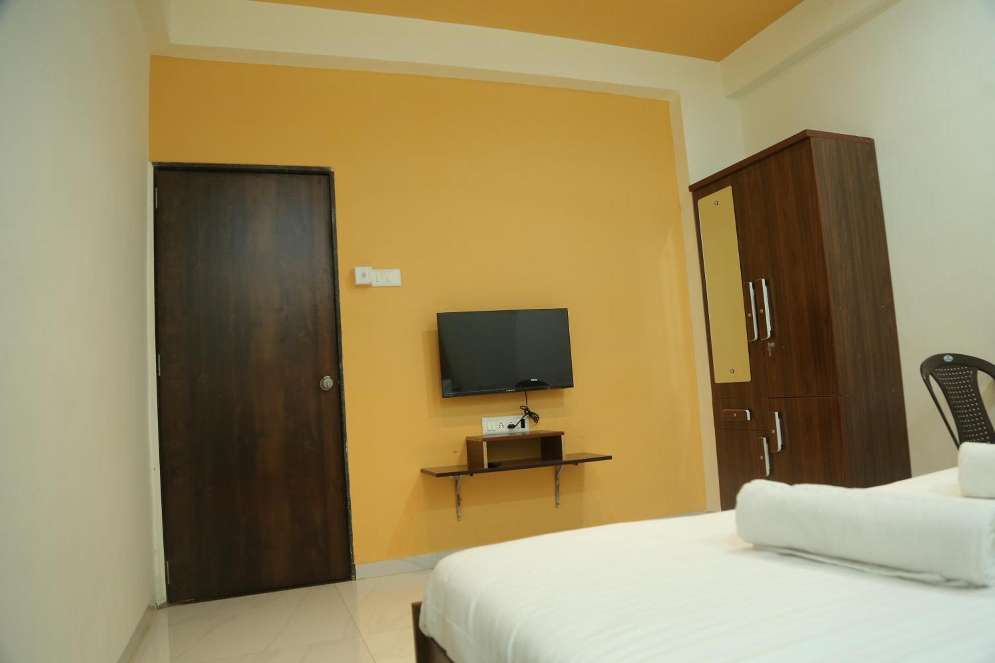 Rudraksh Nagthane Satara Exteriör bild
